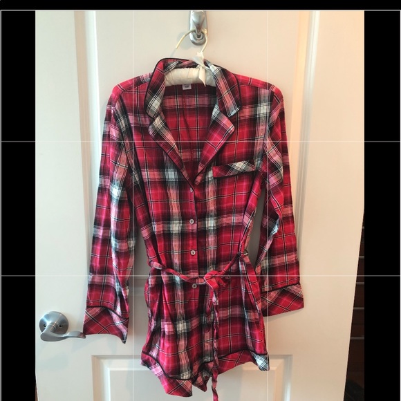 Victoria Secret Flannel Tie Romper Pajama - Picture 5 of 15